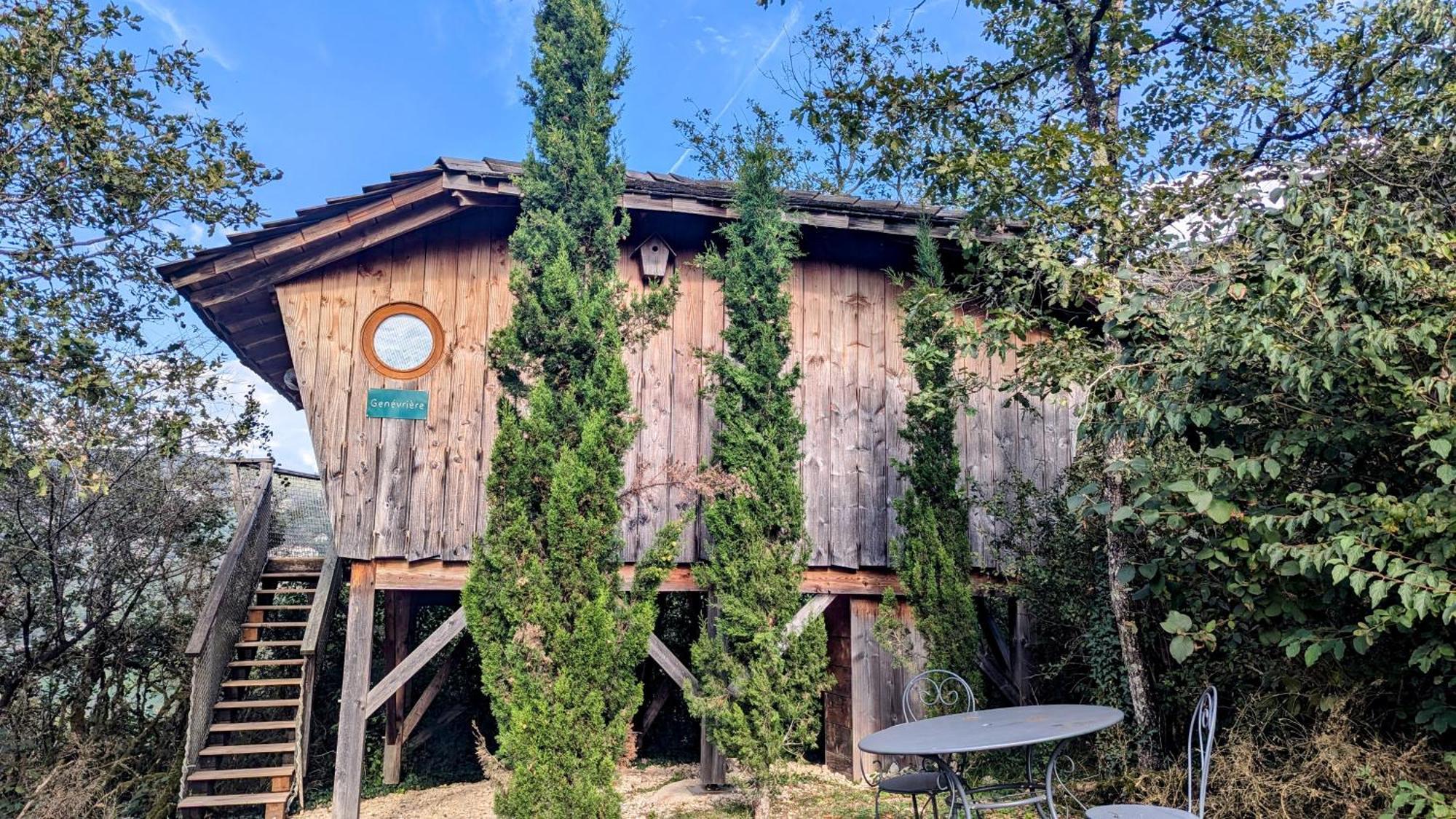 Cabanes et Lodges du Belvedere Serrieres-sur-Ain Extérieur photo
