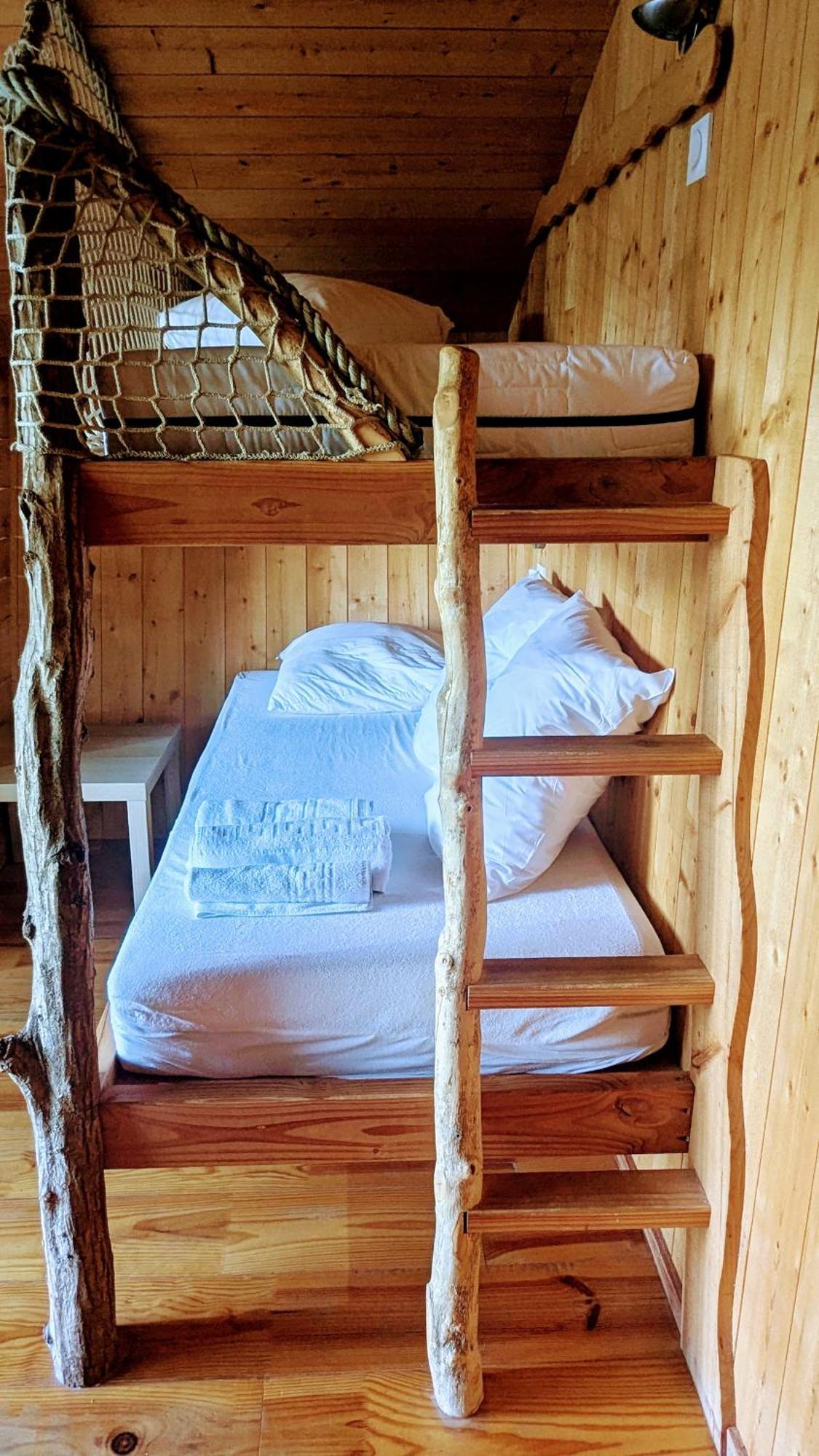 Cabanes et Lodges du Belvedere Serrieres-sur-Ain Extérieur photo