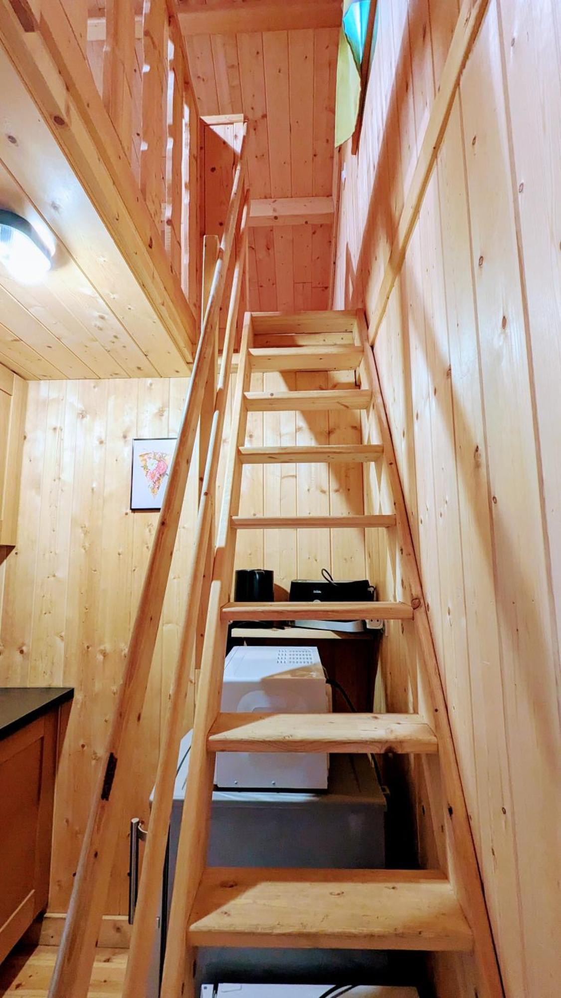 Cabanes et Lodges du Belvedere Serrieres-sur-Ain Extérieur photo