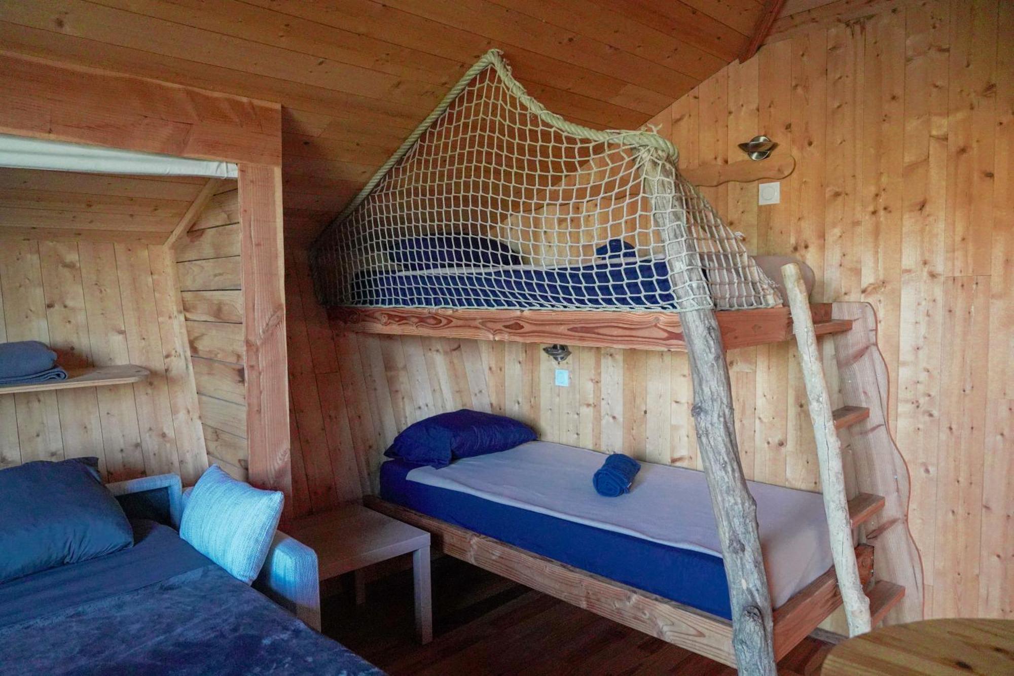 Cabanes et Lodges du Belvedere Serrieres-sur-Ain Extérieur photo