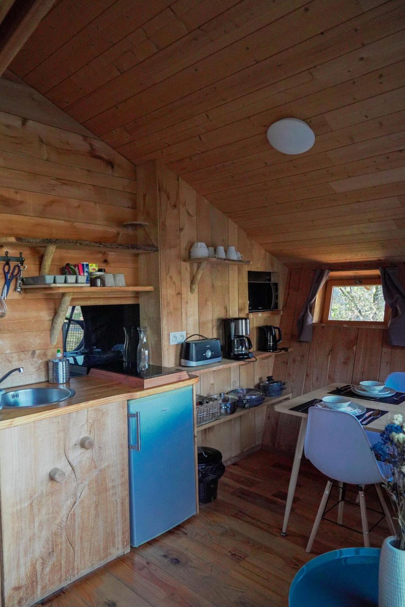 Cabanes et Lodges du Belvedere Serrieres-sur-Ain Extérieur photo