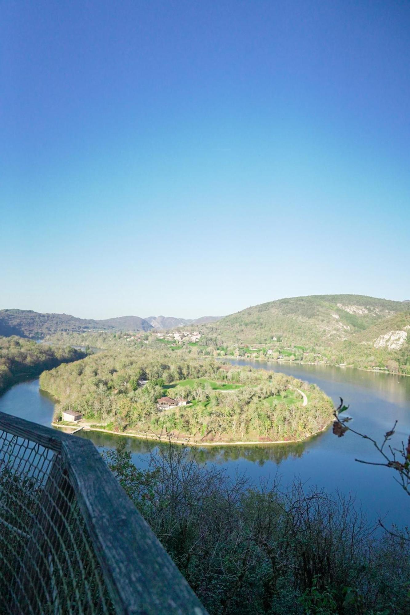 Cabanes et Lodges du Belvedere Serrieres-sur-Ain Extérieur photo