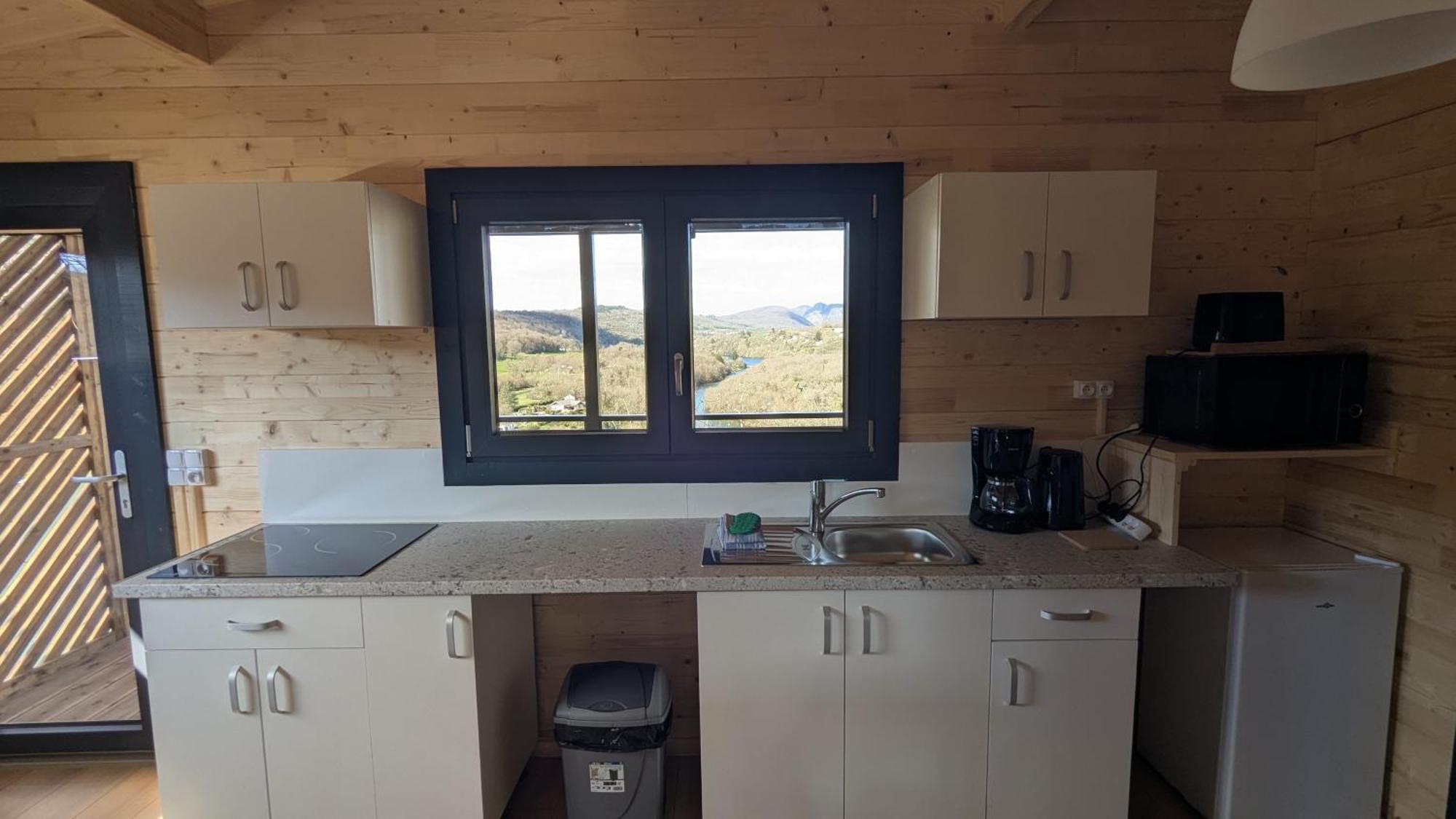 Cabanes et Lodges du Belvedere Serrieres-sur-Ain Extérieur photo