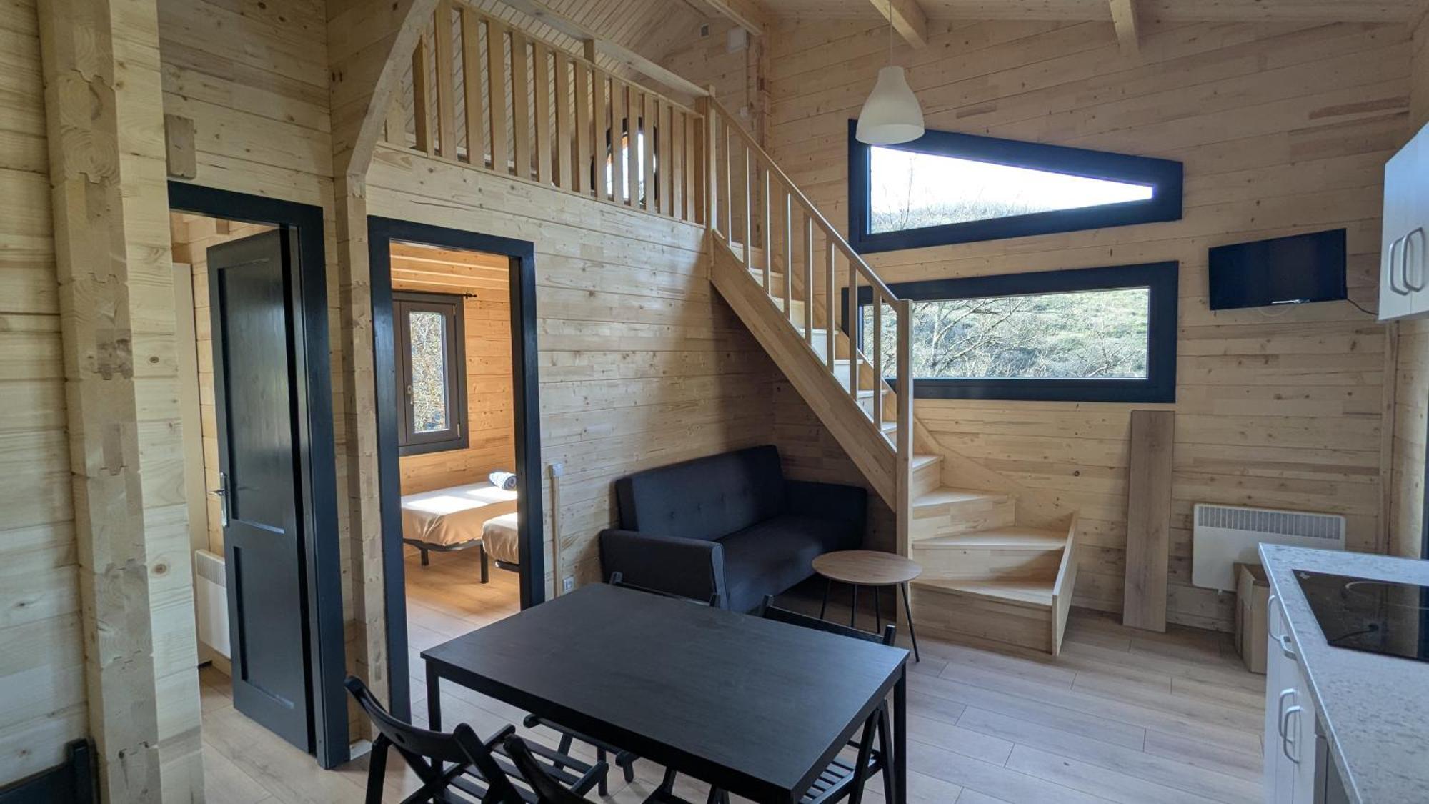 Cabanes et Lodges du Belvedere Serrieres-sur-Ain Extérieur photo
